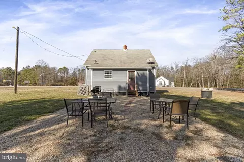 Exterior - 16222 Dawn Blvd, Hanover, VA 23069 photo 3 of 4