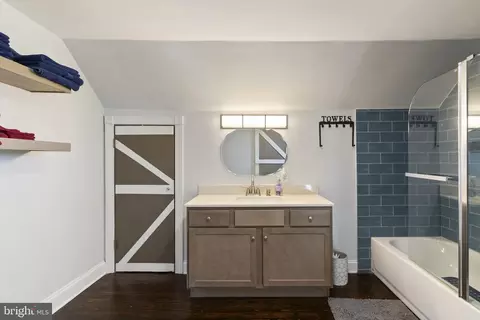 Bath - 16222 Dawn Blvd, Hanover, VA 23069 photo 3 of 4