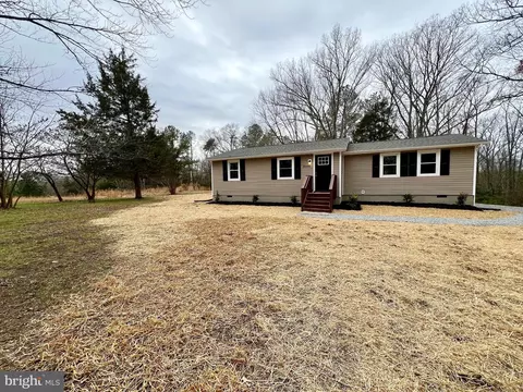 20100 Fortune Dr, Milford, VA 22514