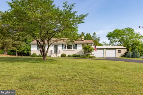 149 Courthouse Ln, Bowling Green, VA 22427