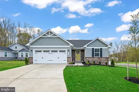 7082 Apprentice St, Ruther Glen, VA 22546