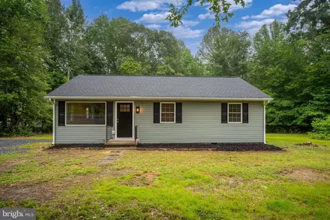 23167 File Rd, Bowling Green, VA 22427