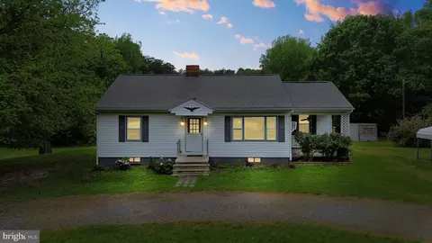 7166 Fredericksburg Tpke, Woodford, VA 22580