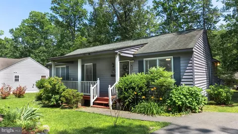 762 Canterbury Dr, Ruther Glen, VA 22546
