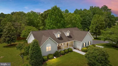 21040 Fortune Dr, Milford, VA 22514