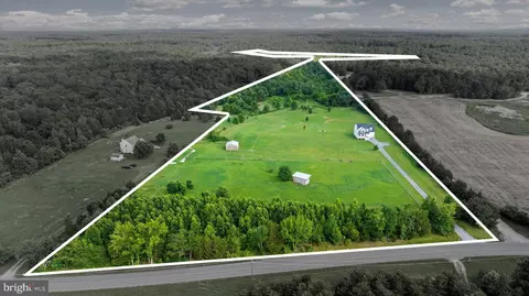 13258 Stonewall Jackson Rd, Woodford, VA 22580