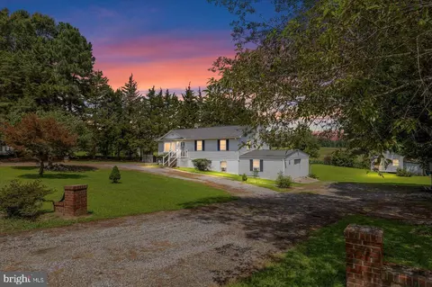 17437 Frog Level Rd, Ruther Glen, VA 22546