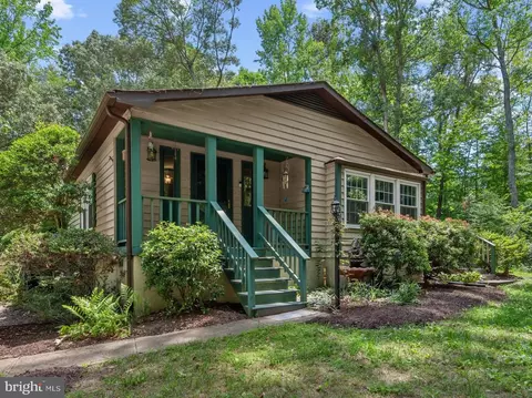 925 Jones Dr, Ruther Glen, VA 22546