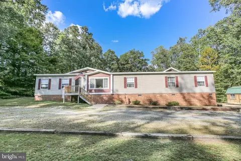 14301 Lester Ln, Milford, VA 22514
