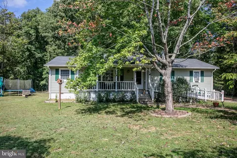 5195 Cedon Rd, Woodford, VA 22580