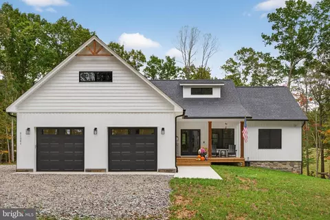 21261 Anderson Mill Rd, Beaverdam, VA 23015
