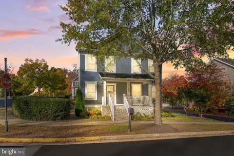 7426 Azalea Dr, Ruther Glen, VA 22546