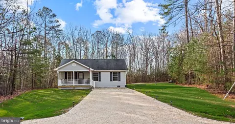 163 American Dr, Ruther Glen, VA 22546