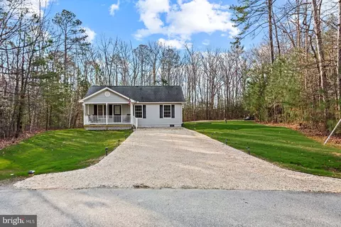 163 American Dr, Ruther Glen, VA 22546