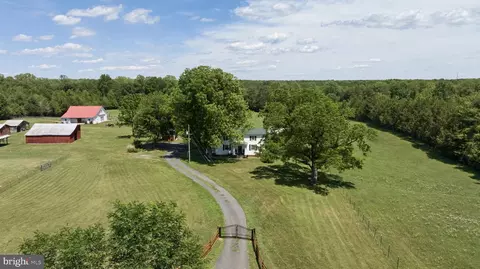 1815 Country Rd, Beaverdam, VA 23015
