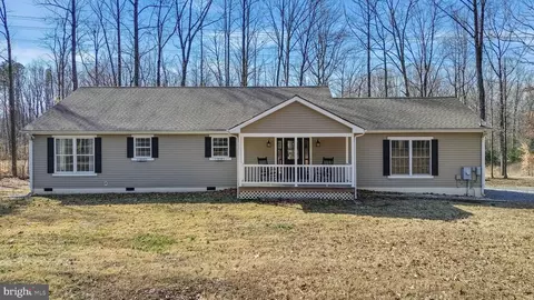 16352 Bullocks Rd, Woodford, VA 22580