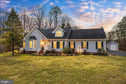 999 Lake Heritage Dr, Ruther Glen, VA 22546