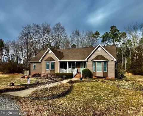 18156 Countyline Church Rd, Ruther Glen, VA 22546