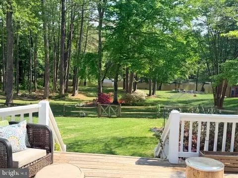448 Lake Caroline Dr, Ruther Glen, VA 22546