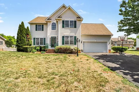440 Roper Dr, Bowling Green, VA 22427