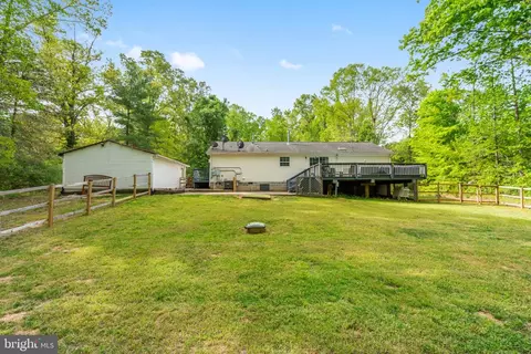 Exterior - 2319 Sizer Rd, Beaverdam, VA 23015 photo 15 of 23