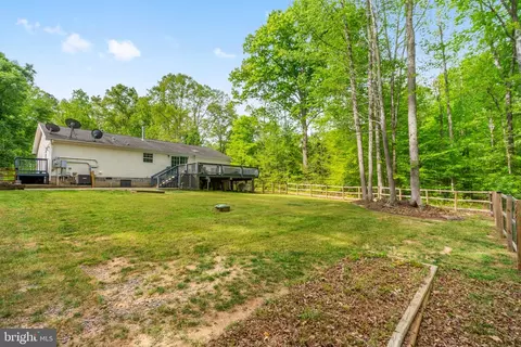 Exterior - 2319 Sizer Rd, Beaverdam, VA 23015 photo 8 of 23