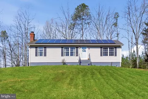 18438 Beazley Ln, Milford, VA 22514