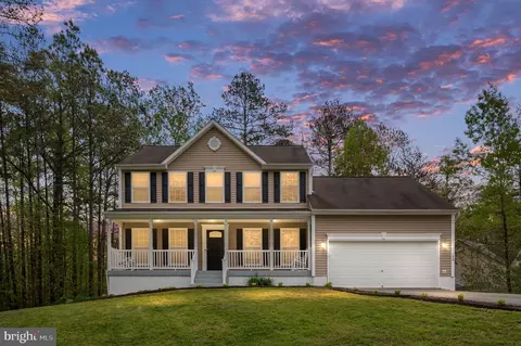 100 Surrey Dr, Ruther Glen, VA 22546