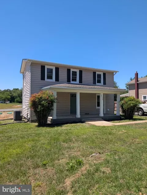 9204 Woodford Rd, Woodford, VA 22580