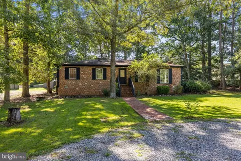 3 Boston Cv, Ruther Glen, VA 22546