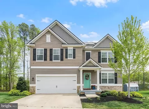 16041 Grant Ct, Bowling Green, VA 22427