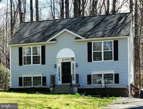 111 Ackerman Ln, Ruther Glen, VA 22546
