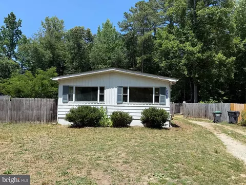 12059 Red Pine Rd, Ruther Glen, VA 22546
