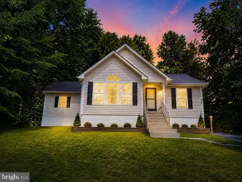 241 Land Or Dr, Ruther Glen, VA 22546