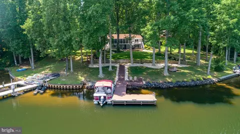 280 Lake Caroline Dr, Ruther Glen, VA 22546