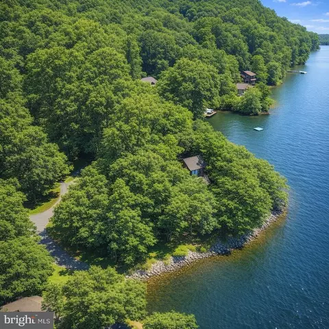 7 Eager Cir, Ruther Glen, VA 22546