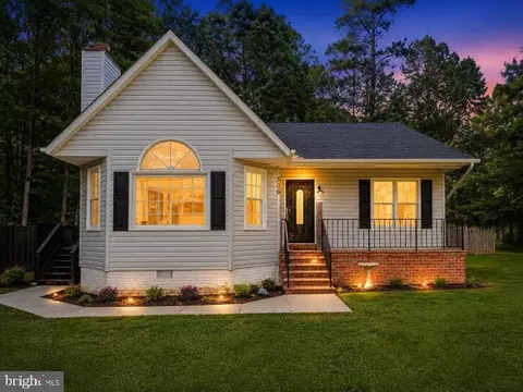 306 Crump Dr, Ruther Glen, VA 22546