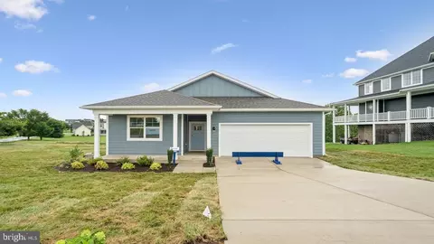 17411 Riverside Dr, Ruther Glen, VA 22546