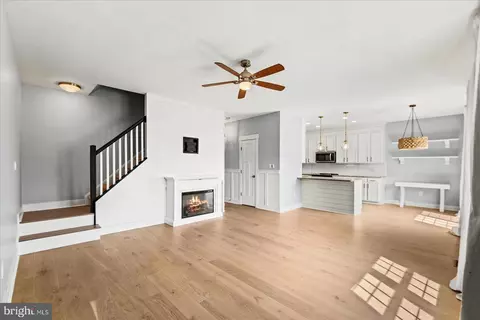 6654 Sacagawea St, Ruther Glen, VA 22546