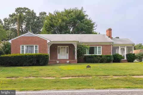 16023 Colonial Rd, Milford, VA 22514