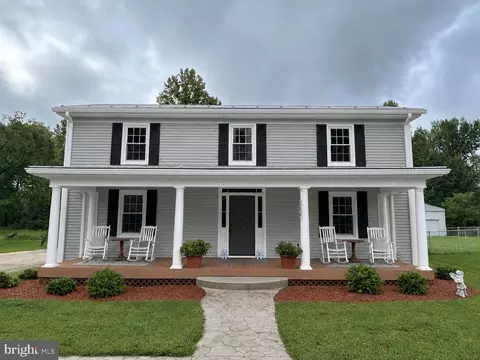 12124 Guinea Dr, Woodford, VA 22580