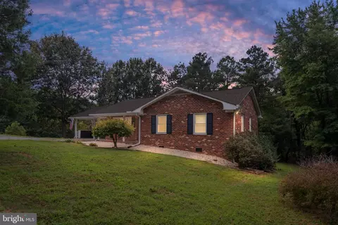 14433 Devils Three Jump Rd, Milford, VA 22514