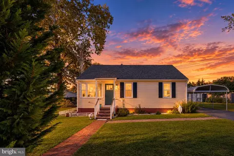 229 Maury Ave, Bowling Green, VA 22427