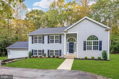 6966 Tanglewood Dr, Fredericksburg, VA 22408