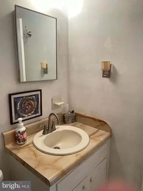 Bath - 20205 White Oak Rd, Sutherland, VA 23885 photo 2 of 2