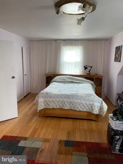 Bedroom - 20205 White Oak Rd, Sutherland, VA 23885 photo 1 of 6