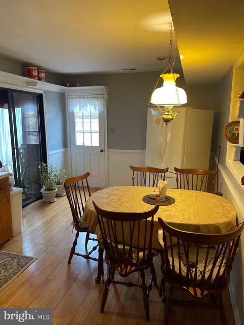 Dining - 20205 White Oak Rd, Sutherland, VA 23885 photo 1 of 2