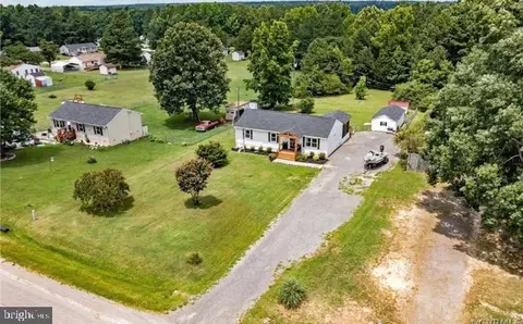View/Area - 21116 Leonard Dr, Sutherland, VA 23885 photo 5 of 5