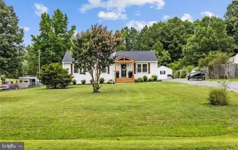 Exterior - 21116 Leonard Dr, Sutherland, VA 23885 photo 7 of 12