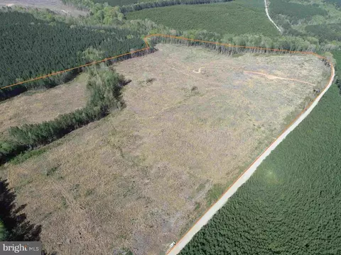 Cherry Hill Rd., Mckenney, VA 23872
